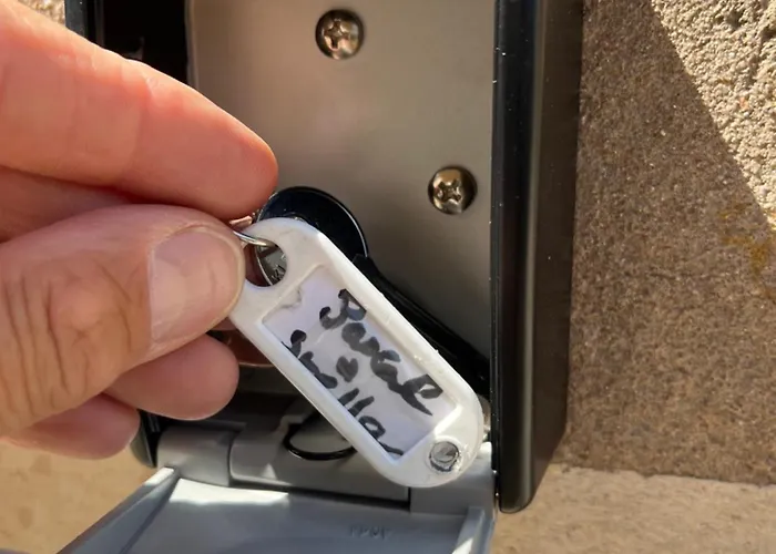 Glamour Equipe Avec Balneo Et Sauna Nancy